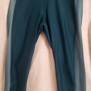Under Armour workout capris